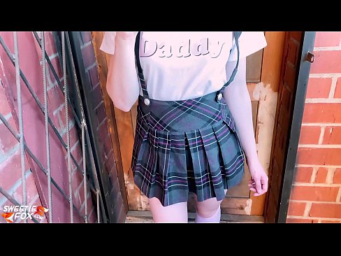 ❤️ Schoolgirl Sucks nws dick tob thiab fucks es tsis txhob ntawm chav kawm. ☑  Porno  ntawm peb  Ib ❤